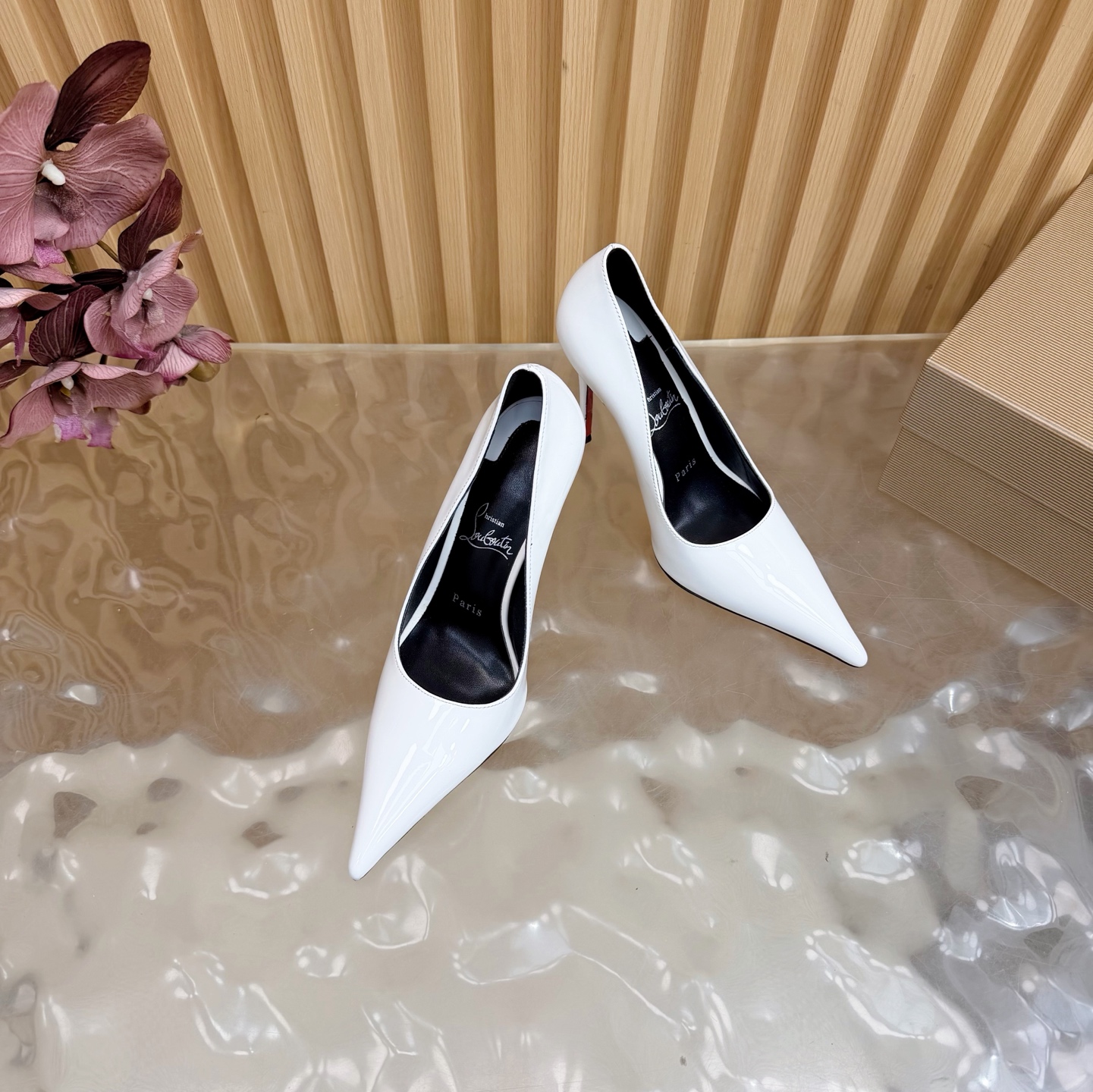 Women's high heels